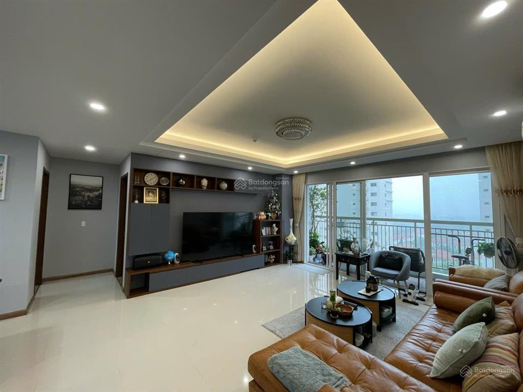 Cho thuê căn hộ 4pn  4vs 178m2 tại essensia  mailand hanoi city