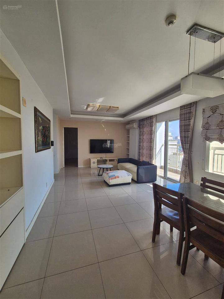 Cho thuê căn hộ 3pn128m2 full nội thất giá tốt tại chung cư essensia