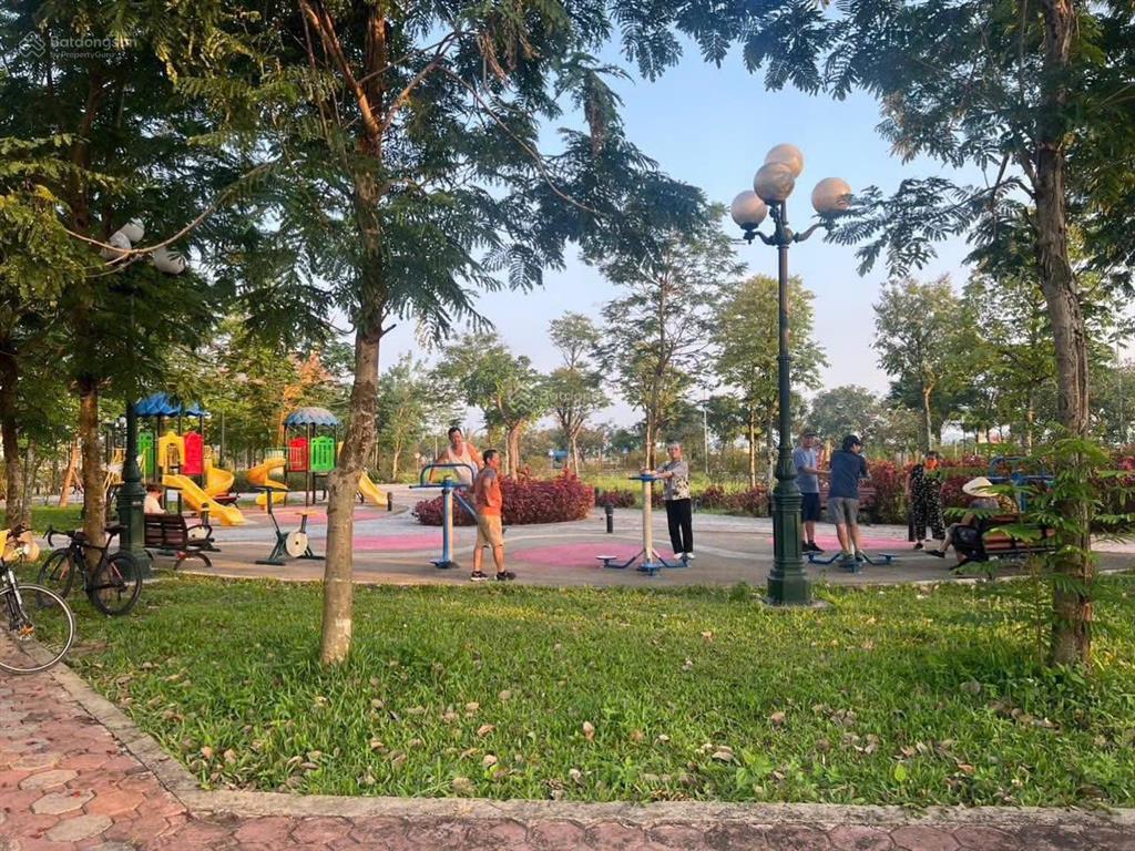 Bán đất tại tnr stars bỉm sơn, thanh hóa. diện tích 70m2, mặt tiền 5m.  hạnh 0966 382 ***