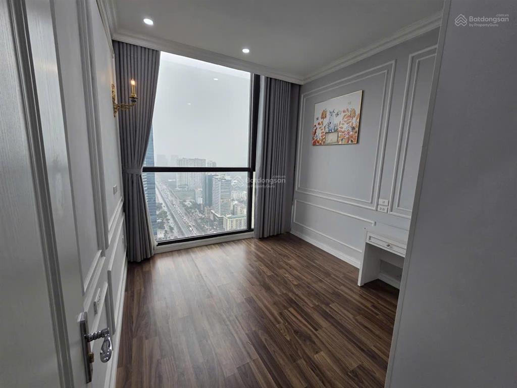 Cho thuê penthouse skylake s2  134m2  3pn  tầng cao view đỉnh  nội thất cơ bản  vào ngay