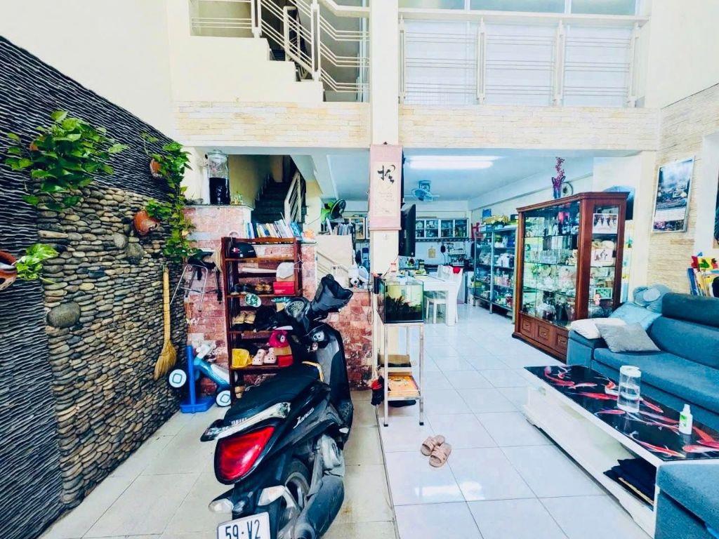 CẠNH NGÃ 6 GÒ VẤP – HẺM XE TẢI SÁT MẶT TIỀN – 60M2 VUÔNG VỨC – 4 TẦNG – CHỈ 8 TỶ 2 TL