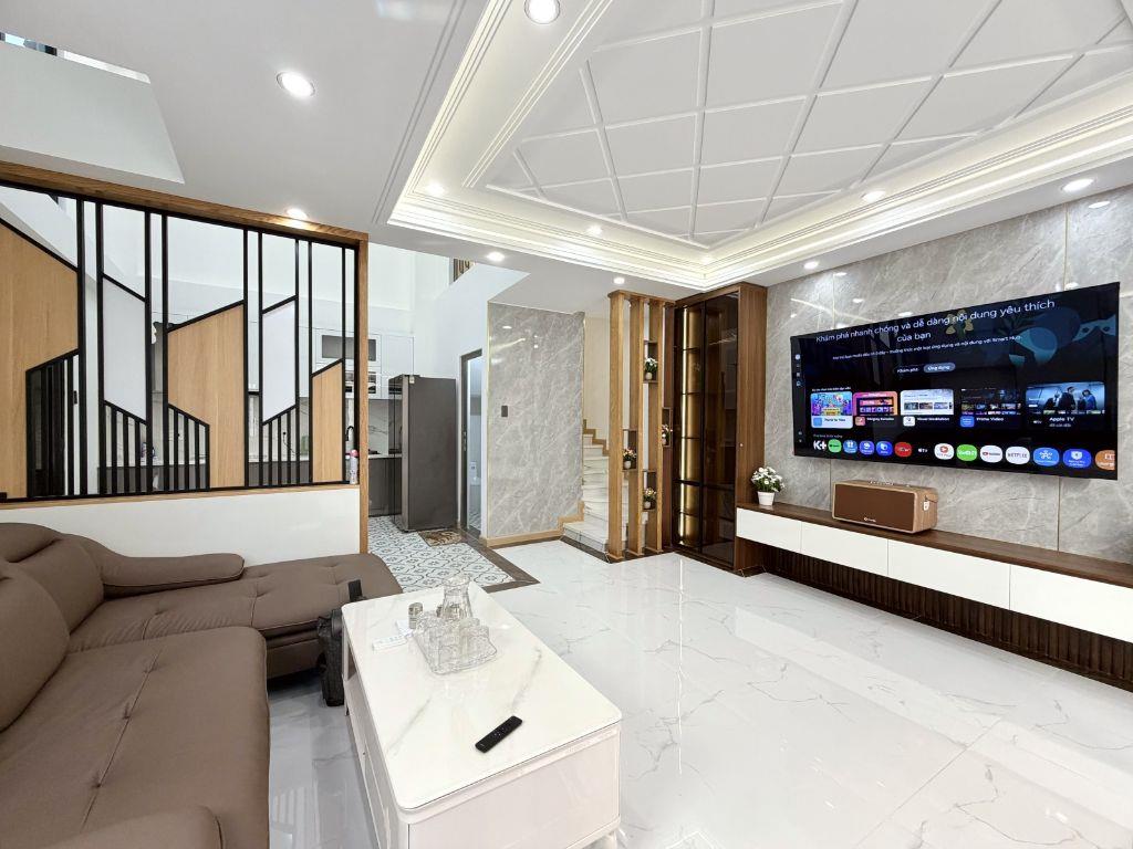 BIỆT THỰ SMARTHOME GẦN ĐẠI HỌC CÔNG NGHIỆP 4 – 63M2 – 5 TẦNG – CHỈ 9 TỶ 8