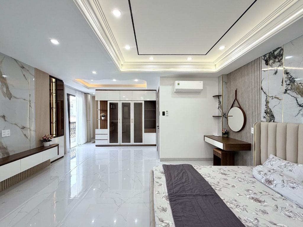 BIỆT THỰ SMARTHOME GẦN ĐẠI HỌC CÔNG NGHIỆP 4 – 63M2 – 5 TẦNG – CHỈ 9 TỶ 8