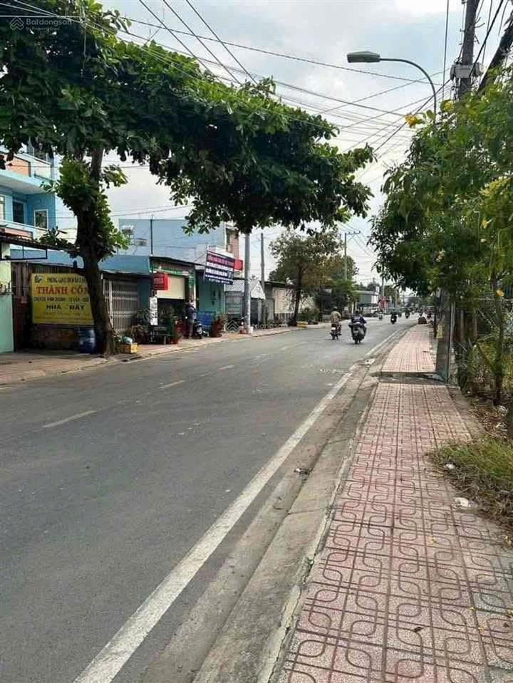 Bán 405m2 đất xuân thới sơn, hóc môn sát vinhomes  giảm 1,2 tỷ giá 8,6 tỷ  bán giá 7,4 tỷ còn tl