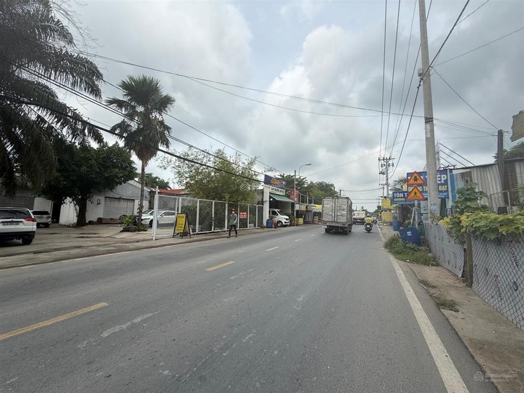 Bán 405m2 đất xuân thới sơn, hóc môn sát vinhomes  giảm 1,2 tỷ giá 8,6 tỷ  bán giá 7,4 tỷ còn tl