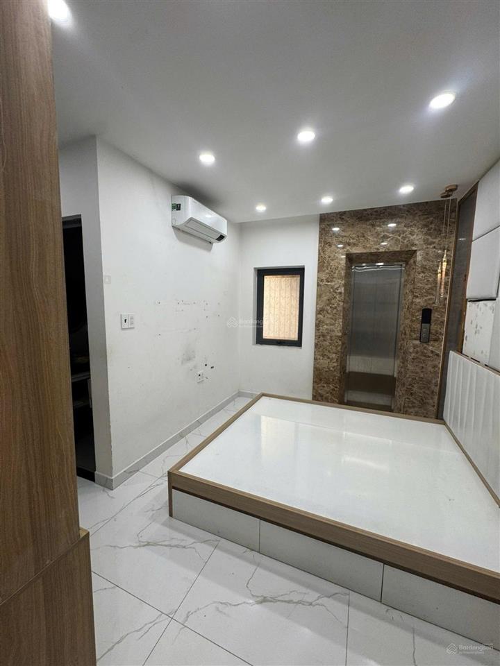 Nhà mặt tiền kd 3 tầng 90m2 có thang máy, đường hiệp thành 31, sát nguyễn ảnh thủ, giá chỉ 8.2 tỷ
