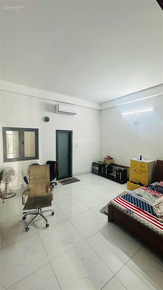 Mặt tiền kinh doanh sầm uấtngang 5m5 tầng 4pn 5wc hiệp thành 43giảm sốc 2.9 tỷ giá bán 9.6 tỷ