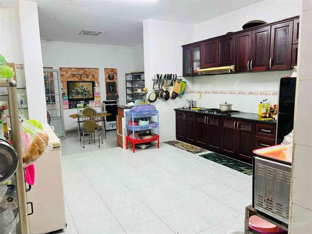 Bán nhà biệt thự sân vườn, nguyễn văn quá, đông hưng thuận 1100m2 ngang khủng 40m  giá bán 63 tỷ