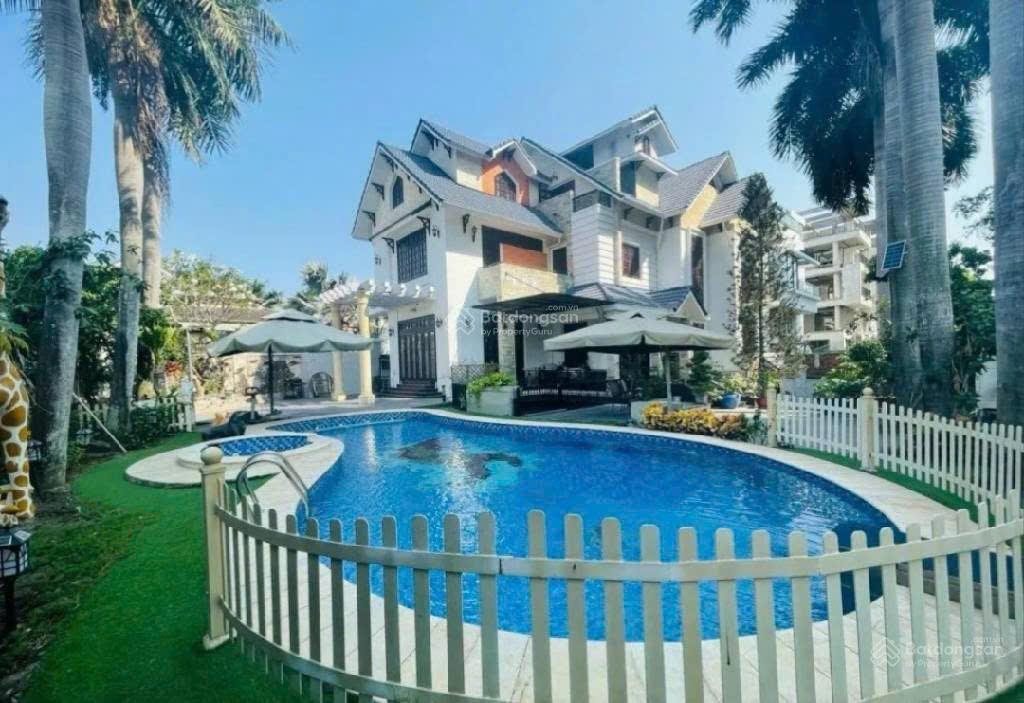 Bán siêu biệt thự vip pro 4 tầng mặt tiền nguyễn văn hưởng, thảo điền quận 2 hcm  giá bán 308 tỷ