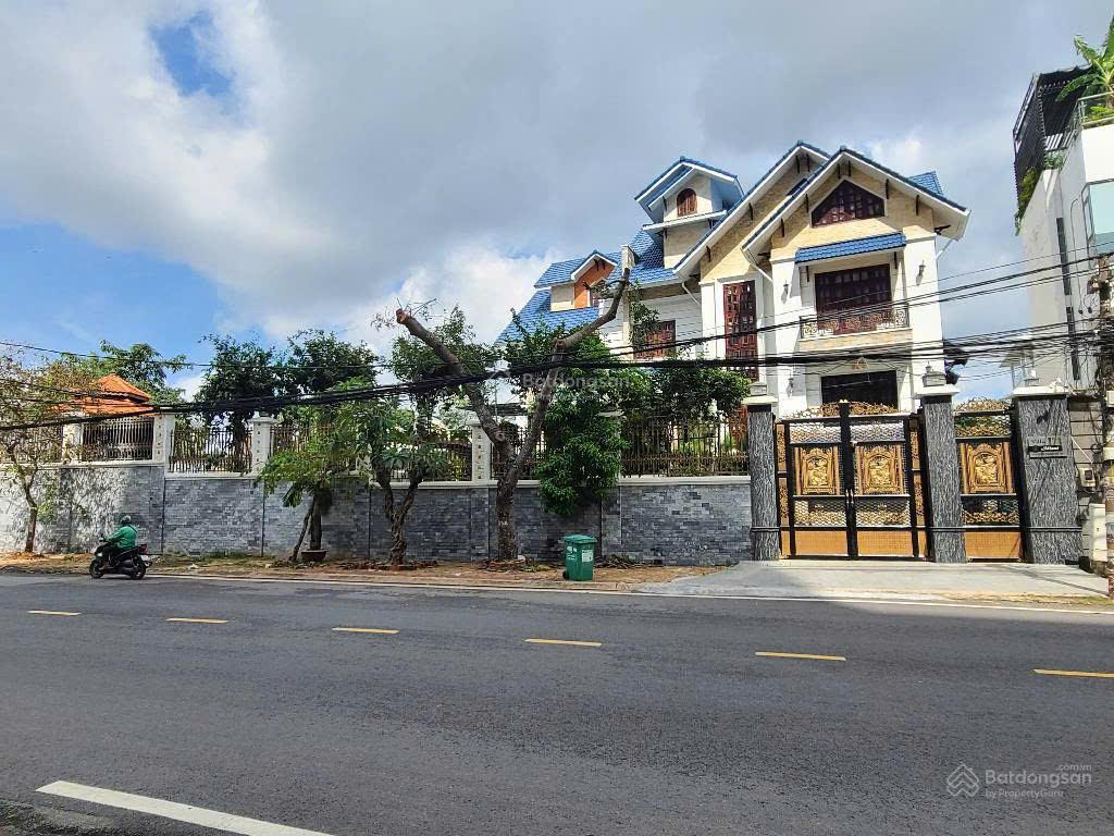 Bán siêu biệt thự vip pro 4 tầng mặt tiền nguyễn văn hưởng, thảo điền quận 2 hcm  giá bán 308 tỷ