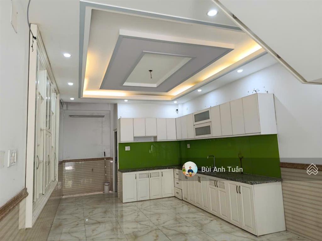 Bán nhà 4 tầng 5pn 5wc 1pk 1 bếp 200m2 /lê thị riêng, thới an, q12 tphcm  giá 6,950 tỷ