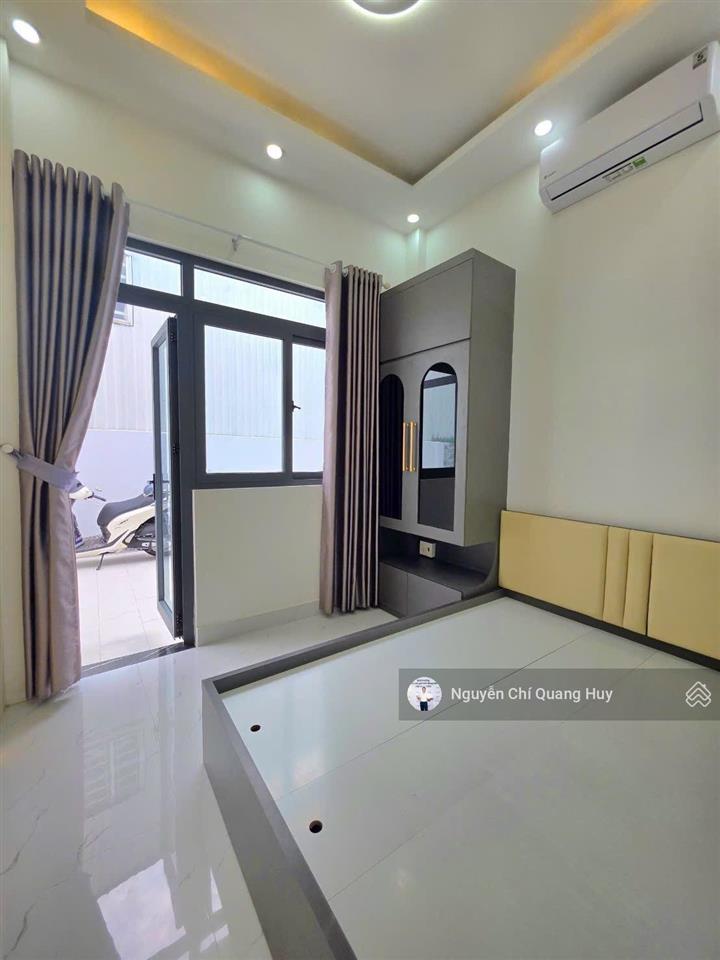 Nhà phố sân vườn xanh mát  đường xe hơi huỳnh tấn phát  khu dân cư an ninh  8m x 14m giá 6,2 tỷ