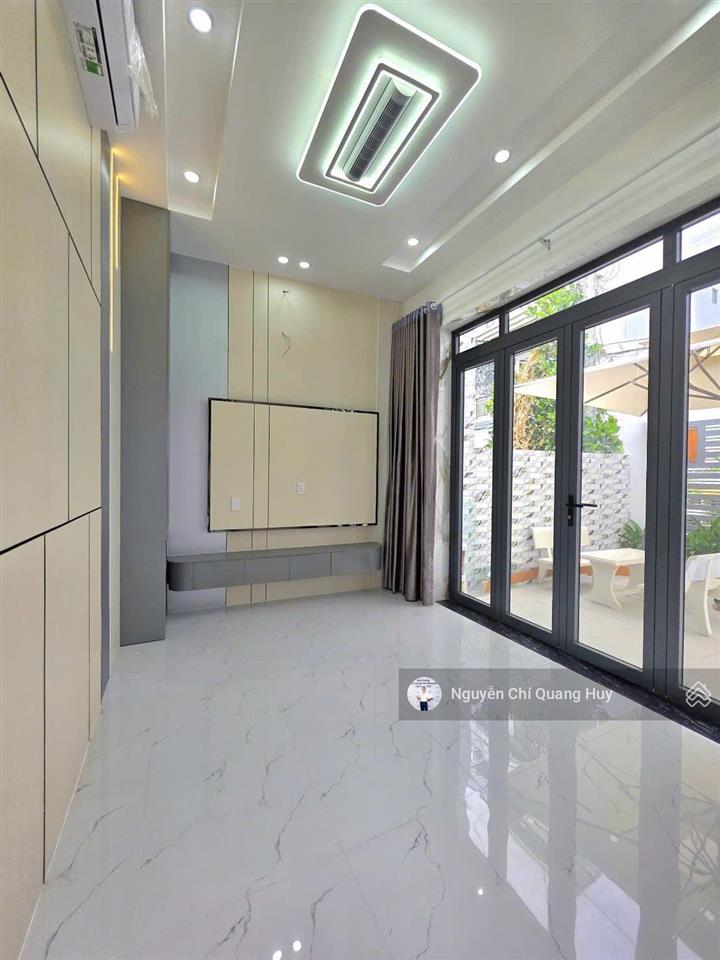 Nhà phố sân vườn xanh mát  đường xe hơi huỳnh tấn phát  khu dân cư an ninh  8m x 14m giá 6,2 tỷ