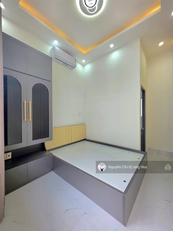 Nhà phố sân vườn xanh mát  đường xe hơi huỳnh tấn phát  khu dân cư an ninh  8m x 14m giá 6,2 tỷ