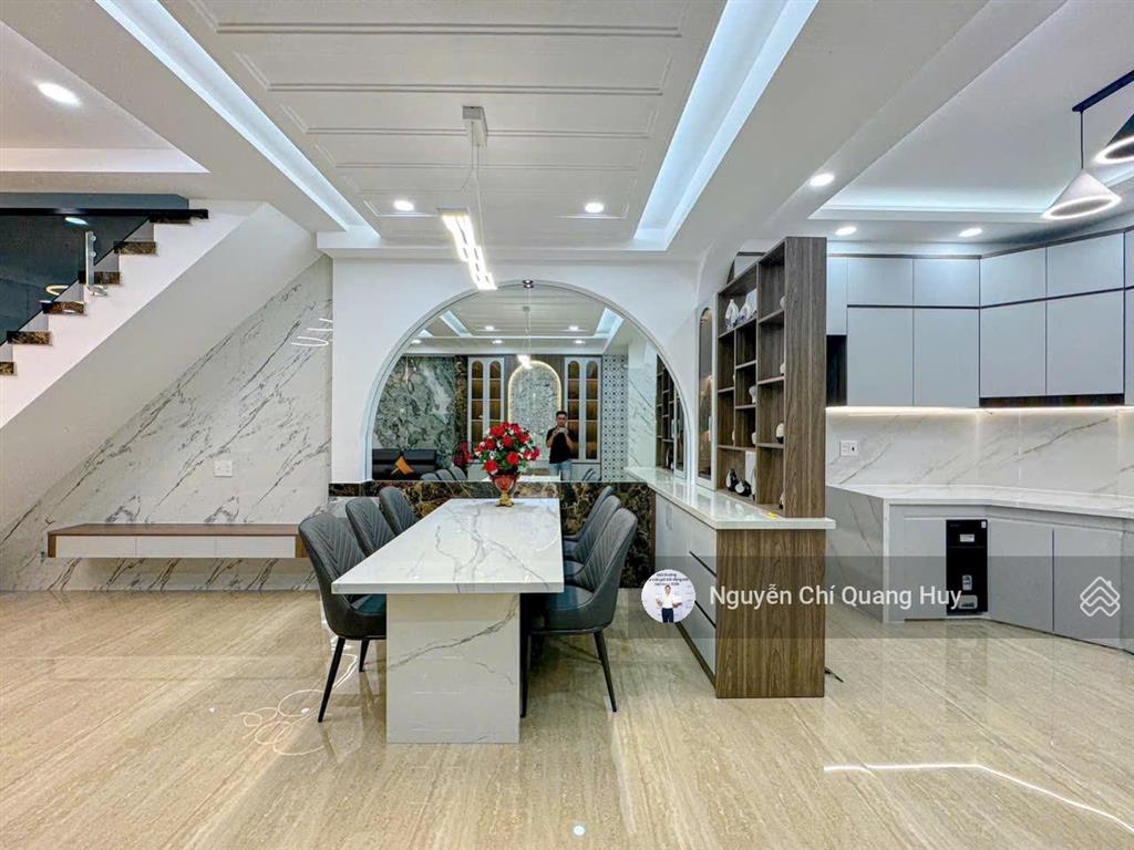 Nhà phố hiện đại xây dựng tâm huyết đón đầu cầu nguyễn khoái 1041 trần xuân soạn 5m x 12m sổ hồng