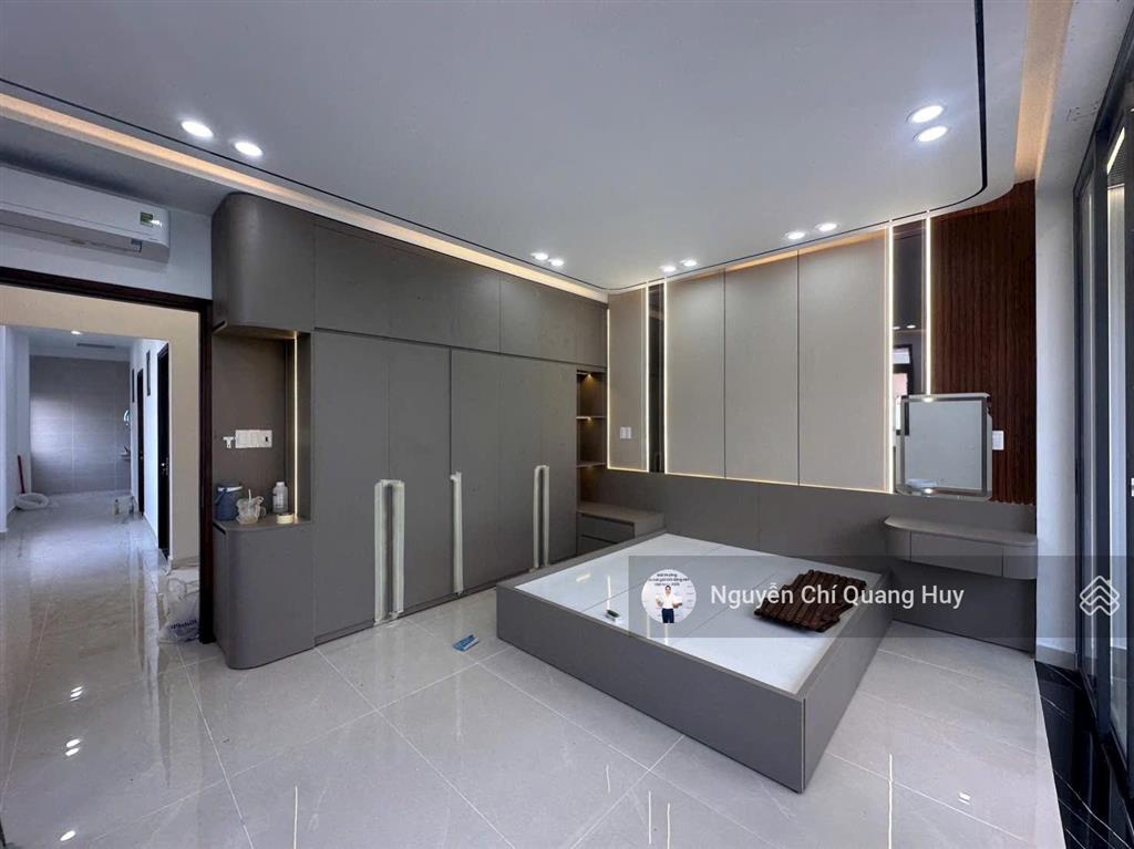 Nhà phố hiện đại xây dựng tâm huyết  hẻm thông 3,5m huỳnh tấn phát  5m x 23m sổ hồng giá 6,2 tỷ