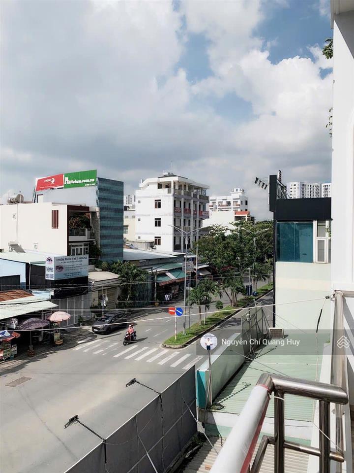 Ngộp bank  vị trí đẹp nhà phố mặt tiền kinh doanh  đường 20m phú thuận quận 07  4x19m giá 16,2tỷ