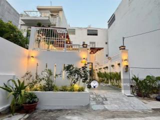 Nhà phố sân vườn thoáng mát khu dân cư an ninh, yên tĩnh đường 8m 2581 huỳnh tấn phát giá 5,79 tỷ