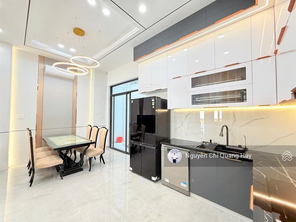 Nhà phố hiện đại, đồng bộ dân trí cao  đường 8m kdc đào tông nguyên  6x13,5m sổ hồng, giá 9,6 tỷ