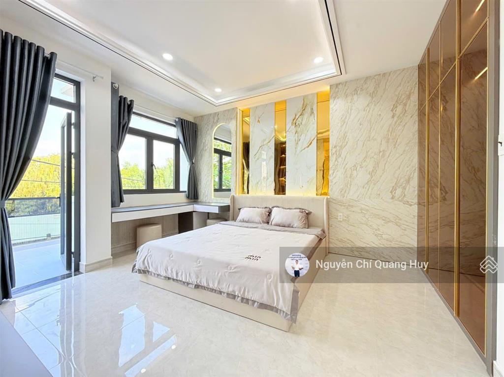 Nhà phố hiện đại, đồng bộ dân trí cao  đường 8m kdc đào tông nguyên  6x13,5m sổ hồng, giá 9,6 tỷ