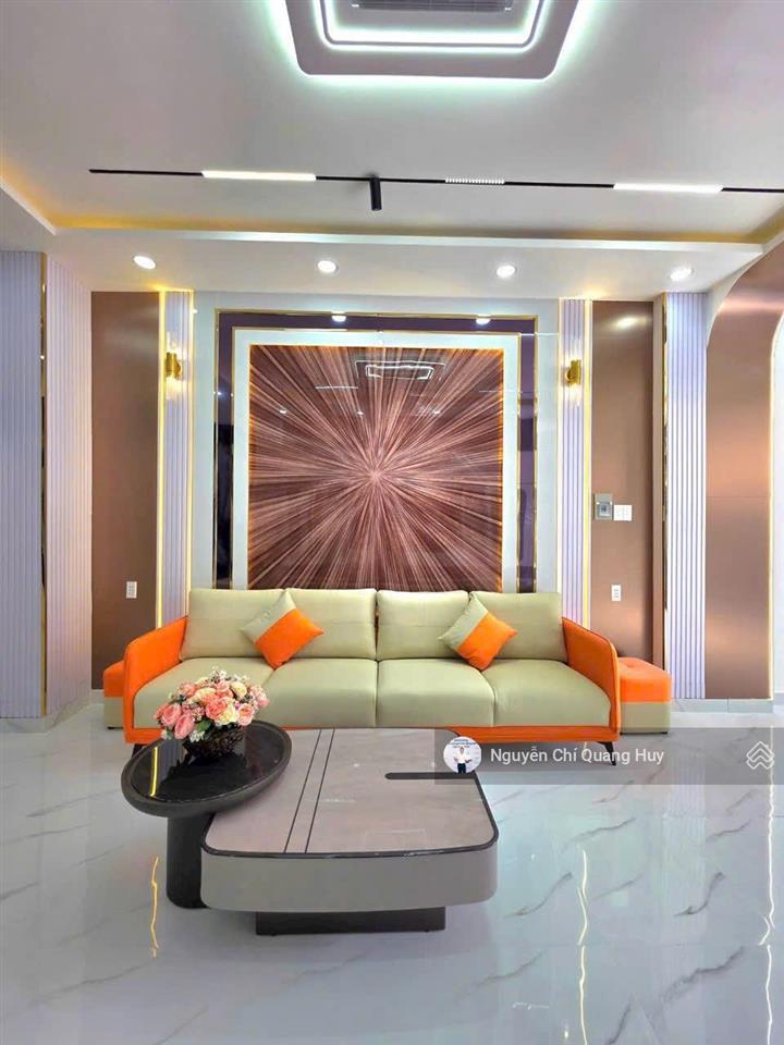Nhà phố hiện đại đủ nội thất  khu dân trí cao, đường 8m 2295 huỳnh tấn phát  4x19m giá 8,6 tỷ