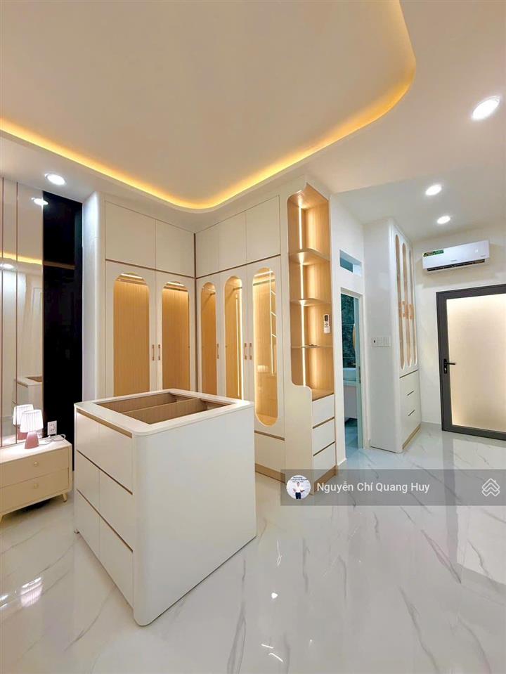 Nhà phố hiện đại đủ nội thất  khu dân trí cao, đường 8m 2295 huỳnh tấn phát  4x19m giá 8,6 tỷ