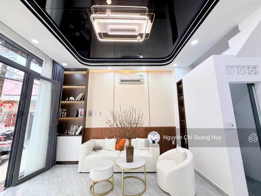 Nhà phố hiện đại  khu dân cư hiện hữu  vị trí đẹp 751 trần xuân soạn  4,2x8m sổ hồng giá 5,99 tỷ