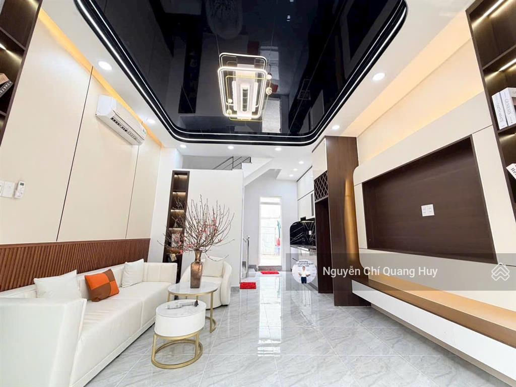 Nhà phố hiện đại  khu dân cư hiện hữu  vị trí đẹp 751 trần xuân soạn  4,2x8m sổ hồng giá 5,99 tỷ
