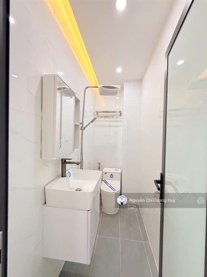 Nhà phố hiện đại  khu dân cư hiện hữu  vị trí đẹp 751 trần xuân soạn  4,2x8m sổ hồng giá 5,99 tỷ
