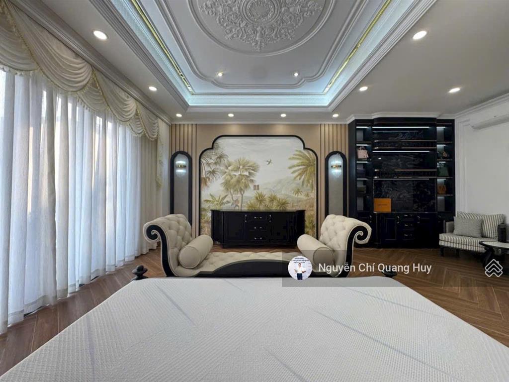 Nhà phố khu dân trí cao khang trang  đường số tân mỹ cách 200m phú mỹ hưng 5,6m x 20m giá 29,8 tỷ