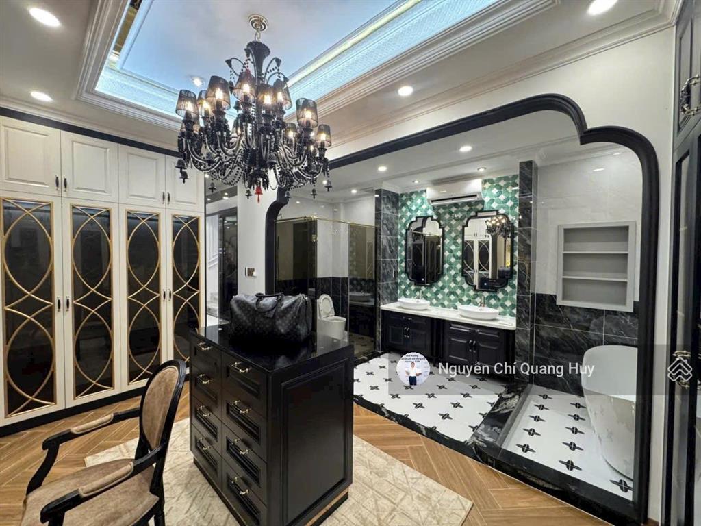Nhà phố khu dân trí cao khang trang  đường số tân mỹ cách 200m phú mỹ hưng 5,6m x 20m giá 29,8 tỷ