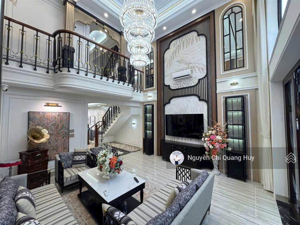 Nhà phố khu dân trí cao khang trang  đường số tân mỹ cách 200m phú mỹ hưng 5,6m x 20m giá 29,8 tỷ