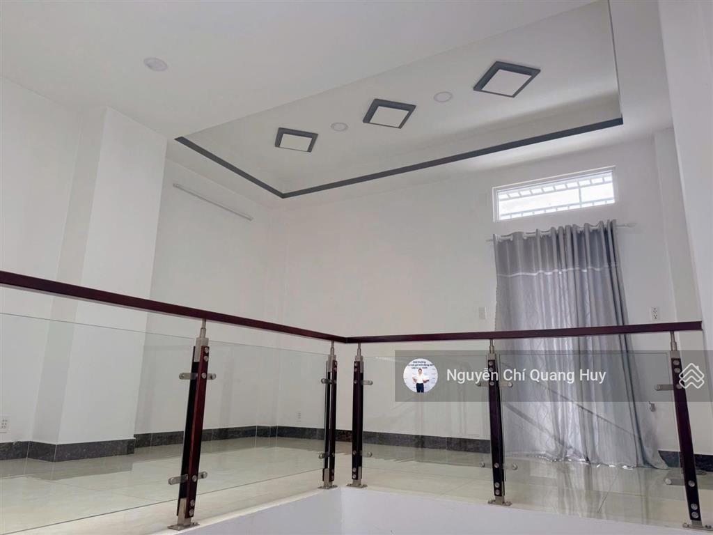 Nhà phố vị trí đẹp mặt tiền đường rộng 20m 1979 huỳnh tấn phát  5m x 17,5m sổ hồng giá 10,99 tỷ
