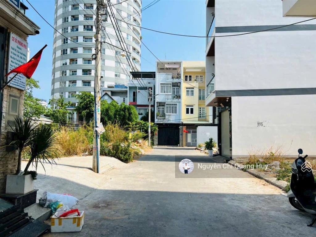 Lô đất vị trí đẹp xây dựng ngay  đường thông 8m huỳnh tấn phát quận 7  4x20m sổ hồng  giá 7,99tỷ