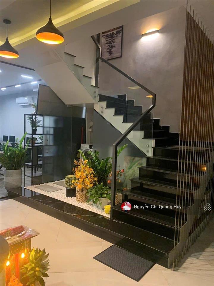 Nhà phố căn hộ dịch vụ khai thác dòng tiền hơn 1 tỷ/năm  7m x 19m đường số 12m gần phú mỹ hưng