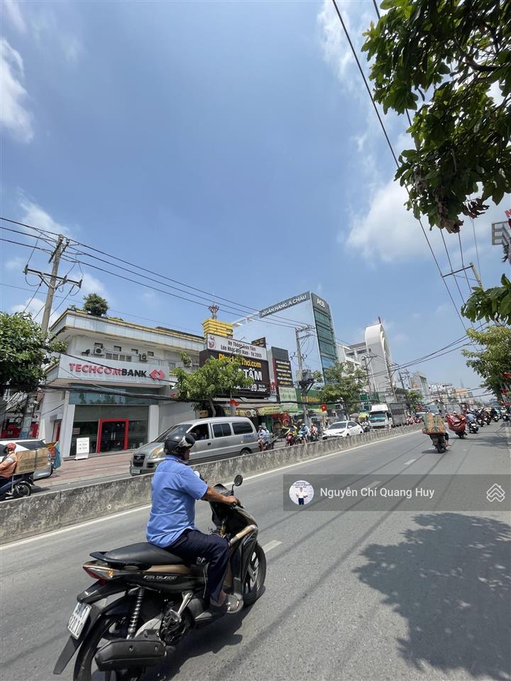 Lô đất vị trí cực đẹp  kết nối trung tâm  hẻm 3,5m huỳnh tấn phát quận 07  4,25x19m giá 6,39 tỷ