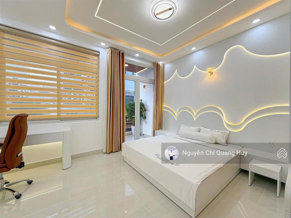Nhà phố hiện đại vừa hoàn thiện  hẻm 6m gò ô môi ngay phú mỹ hưng quận 07  5m x 12m giá 10,6 tỷ