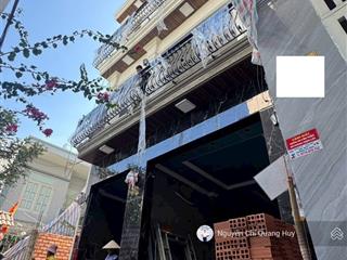 Nhà phố xây dựng mới đủ nội thất  hẻm 3,5m huỳnh tấn phát gần phú mỹ hưng  8m x 9m giá 8,8 tỷ