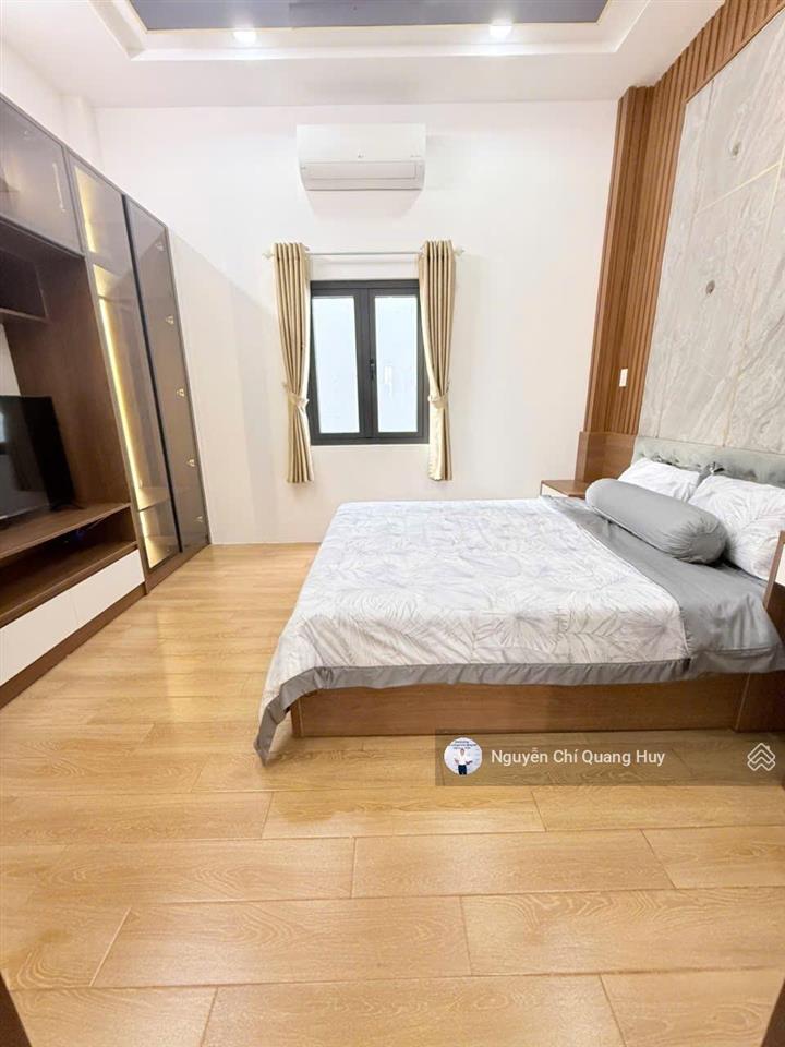Nhà phố khu dân cư dân trí cao, đồng bộ  đường 8m đào tông nguyên  5m x 13,5m sổ hồng giá 7,69 tỷ