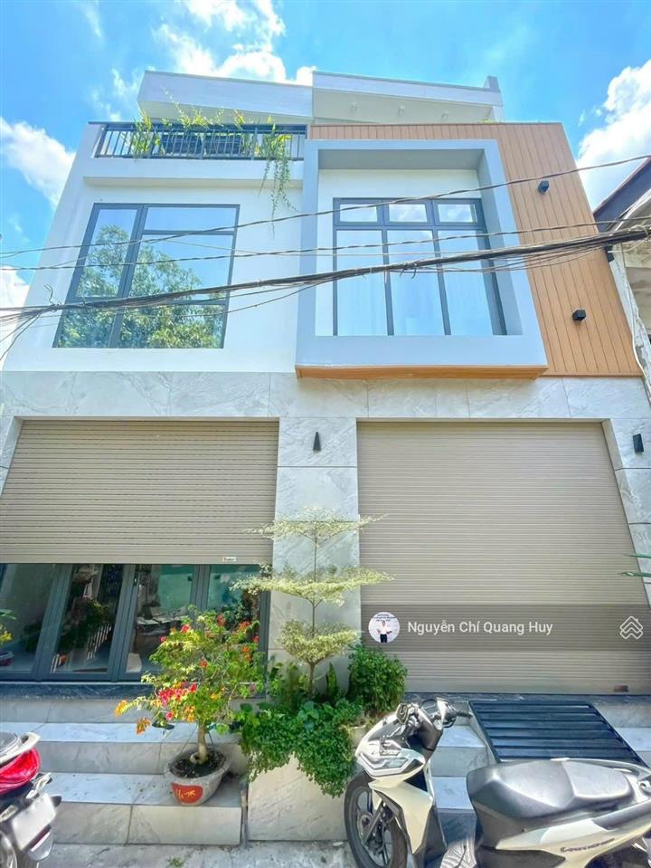 Nhà phố hiện đại, vị trí đắc địa gần kdc ecogreen quận 7  hẻm nguyễn văn linh  4x14m giá 7,9 tỷ