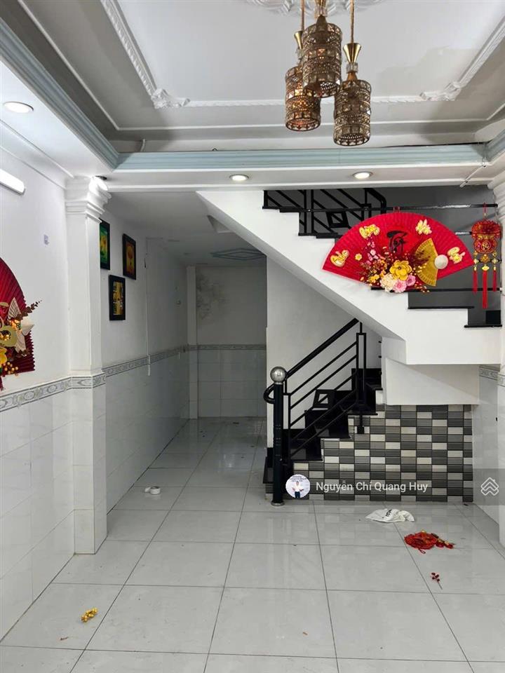 Nhà phố hiện đại, vị trí đẹp  hẻm thẳng 3,5m bùi văn ba quận 07  3,3x10m sổ hồng giá 4,86 tỷ