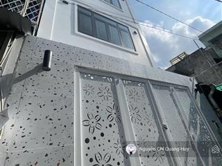 Nhà phố xây dựng mới từ miếng đất trống  đủ nội thất  hẻm 3m huỳnh tấn phát, gần công an thị trấn