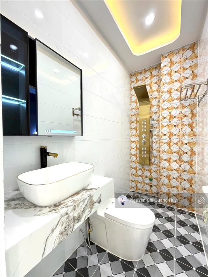 Nhà phố hiện đại đường rộng 8m 1979 huỳnh tấn phát  khu dân cư dân trí cao  4m x 19m giá 8,2 tỷ