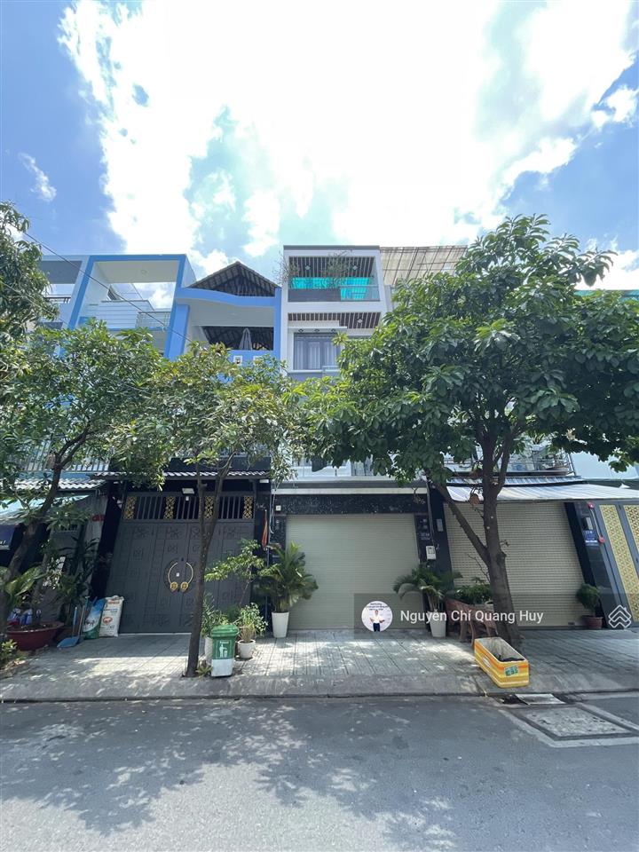Nhà phố hiện đại khu dân trí cao, an ninh  đường rộng 12m 1979 huỳnh tấn phát  4x16m giá 9,5 tỷ