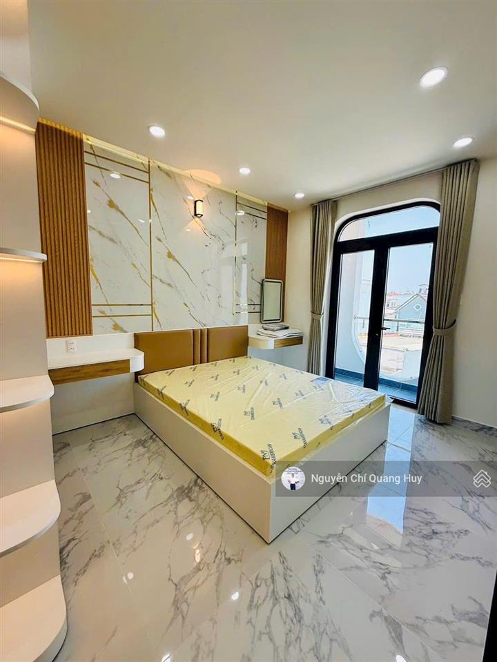 Nhà phố xây dựng mới  đầy đủ nội thất hẻm thông thoáng 1942 huỳnh tấn phát 6,4m x 10m giá 6,49 tỷ