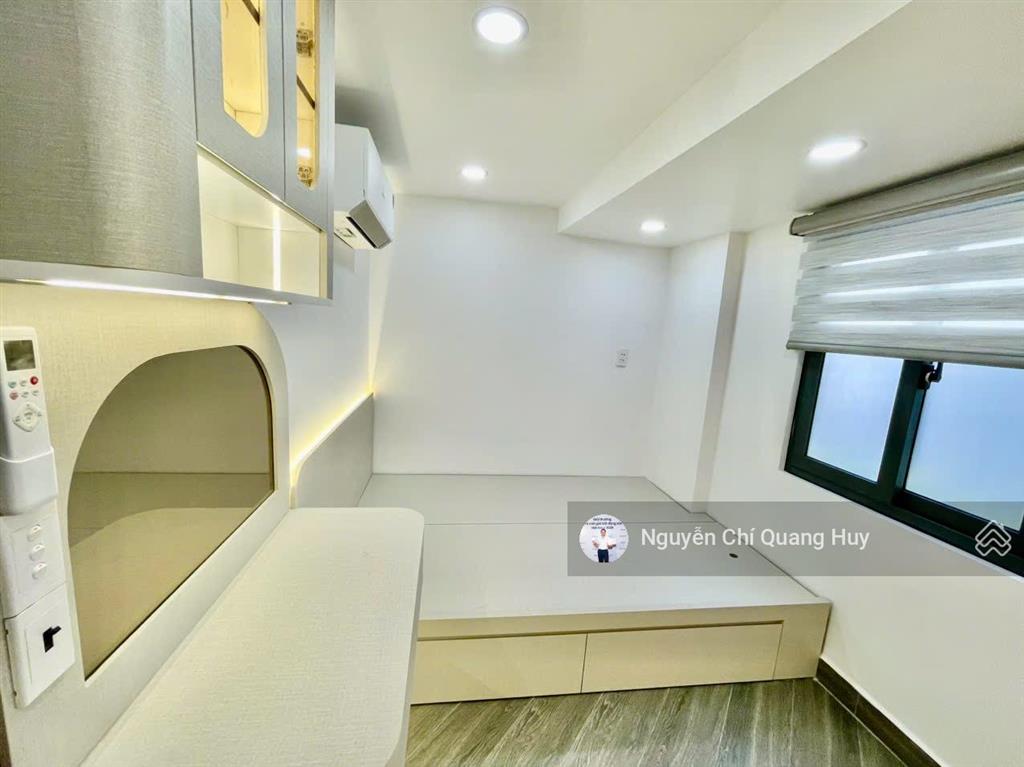 Nhà phố hiện đại, đủ nội thất  hẻm 3m lưu trọng lư  sổ hồng riêng, không quy hoạch  giá 3,99 tỷ