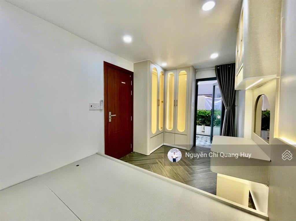 Nhà phố hiện đại, đủ nội thất  hẻm 3m lưu trọng lư  sổ hồng riêng, không quy hoạch  giá 3,99 tỷ