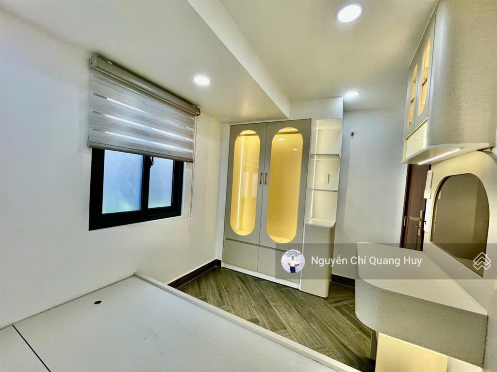 Nhà phố hiện đại, đủ nội thất  hẻm 3m lưu trọng lư  sổ hồng riêng, không quy hoạch  giá 3,99 tỷ