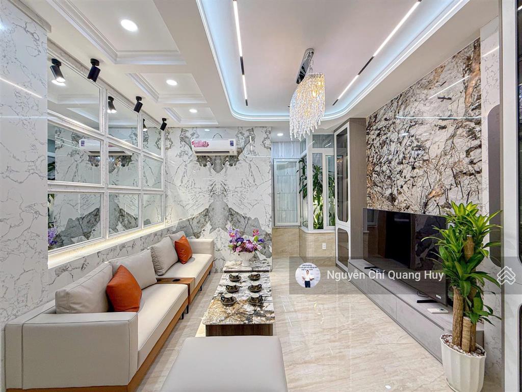 Nhà phố hiện đại  dân trí cao, an ninh  có thang máy hẻm rộng lâm văn bền gần lotte mart quận 07
