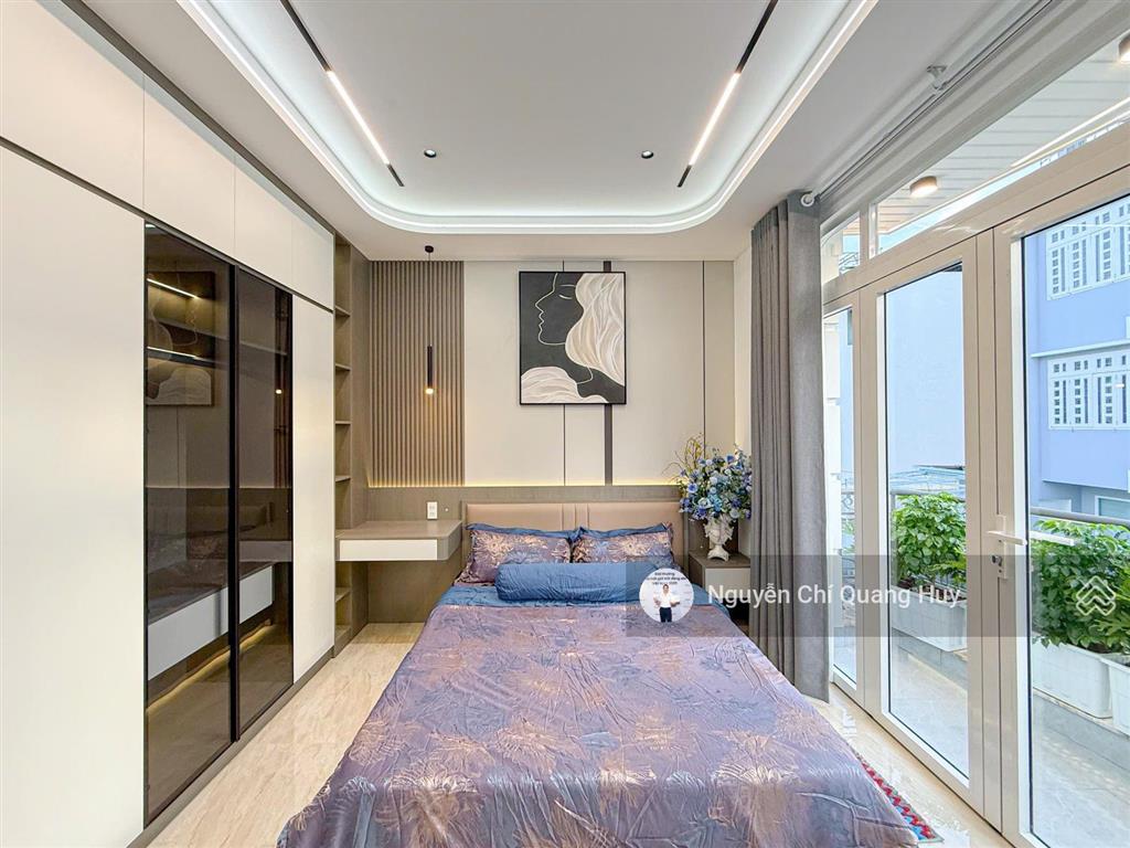 Nhà phố hiện đại  dân trí cao, an ninh  có thang máy hẻm rộng lâm văn bền gần lotte mart quận 07